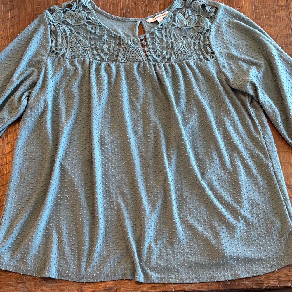 Zac & Rachel Teal Blouse with Lace Detail